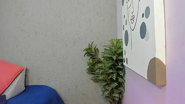 Tiffany mendez online show from March 5, 12:02 pm