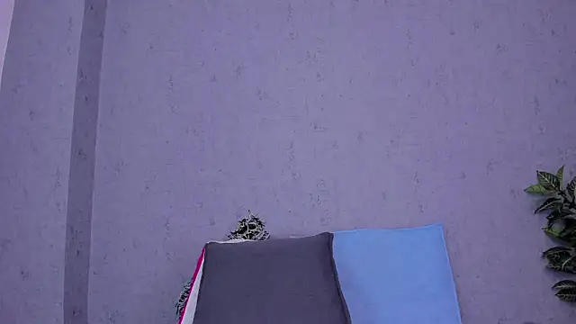 Tiffany mendez online show from April 15, 12:10 pm