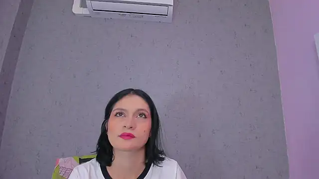 Tiffany mendez online show from October 6, 12:17 pm