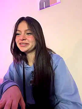 LucyEvans  online show from November 11, 4:29 am