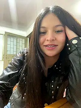 LucyEvans  online show from October 20, 5:42 am