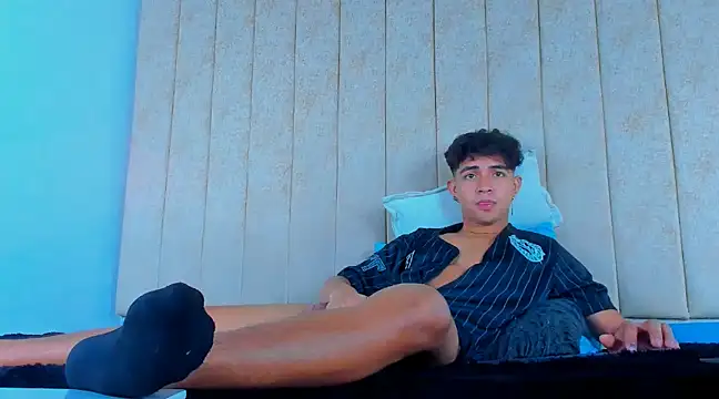 Muichiro tokito1 online show from March 17, 7:35 am