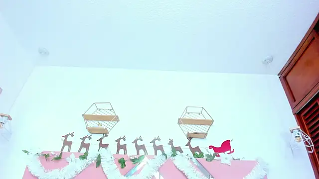 nahomygrey  online show from December 19, 7:38 pm