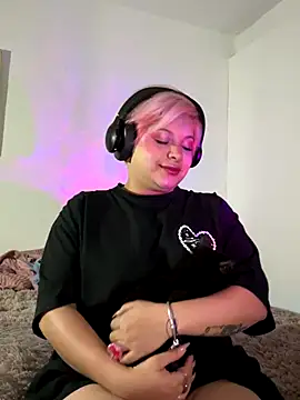 sammymoon online show from December 3, 7:08 am