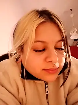 Snapshot of sammymoon chatting on February 26, 10:58 pm sammymoon online show from February 26, 10:58 pm