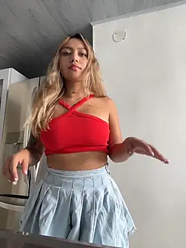 amanda-medrano1 online show from March 13, 2:55 pm