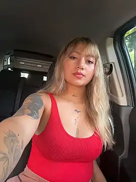 amanda-medrano1 online show from February 14, 3:12 pm