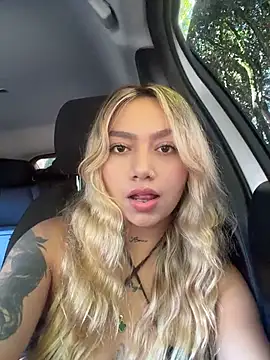 Snapshot of amanda-medrano1 chatting on July 16, 1:52 pm amanda-medrano1 online show from July 16, 1:52 pm