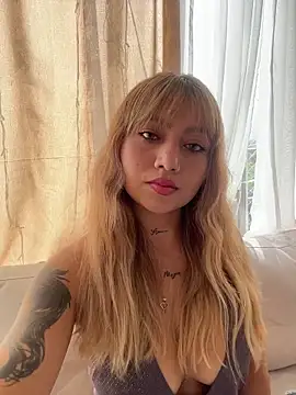 amanda-medrano1 online show from February 19, 2:14 pm