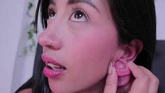 JulessCornett online show from March 10, 8:46 pm