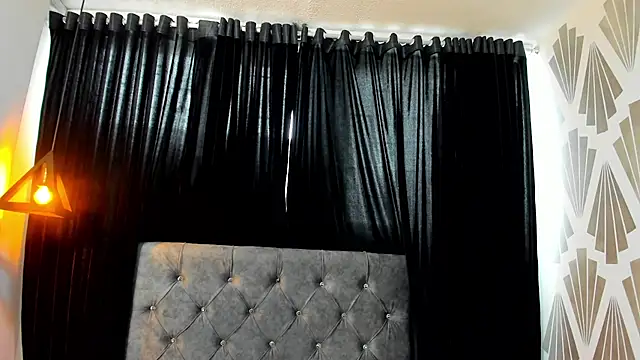 Snapshot of JulessCornett chatting on March 14, 8:17 pm JulessCornett online show from March 14, 8:17 pm