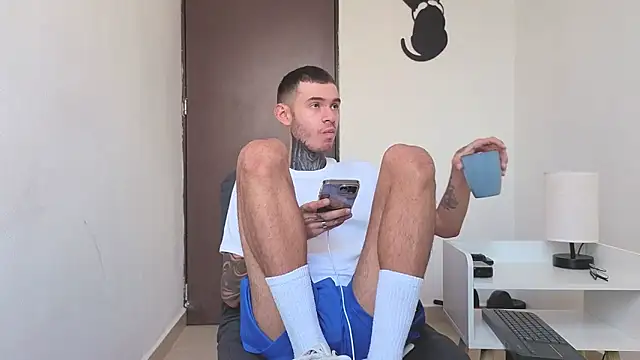 Saturno v online show from November 28, 12:49 pm