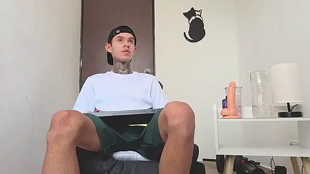 Saturno v online show from November 9, 6:17 am