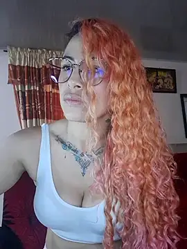 Sexy-Favgirl online show from March 9, 4:55 pm