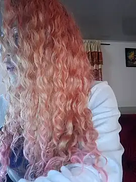 Sexy-Favgirl online show from February 27, 1:49 pm