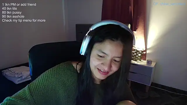 Snapshot of ChloeSanchezx chatting on July 7, 3:31 am ChloeSanchezx online show from July 7, 3:31 am