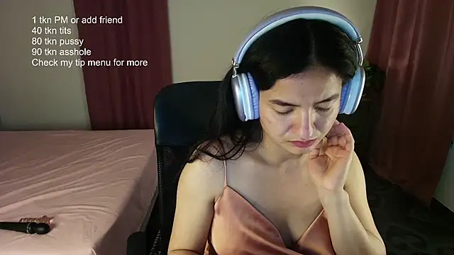 ChloeSanchezx online show from February 17, 11:24 pm