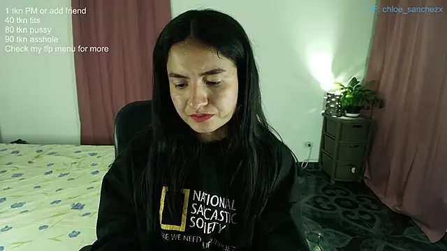 ChloeSanchezx online show from April 1, 2:13 am