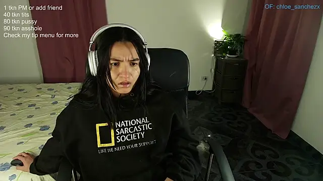 ChloeSanchezx online show from April 7, 2:24 am