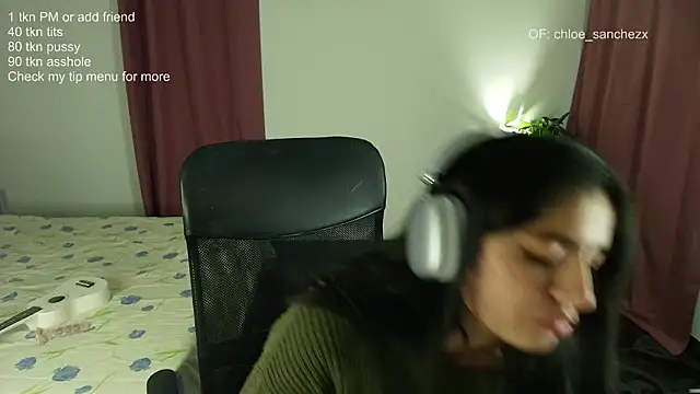 ChloeSanchezx online show from March 1, 11:16 pm
