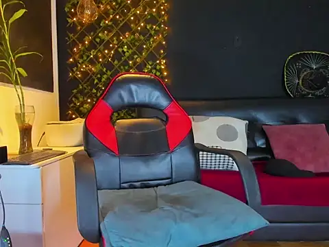 alessandro wye online show from February 1, 9:07 am