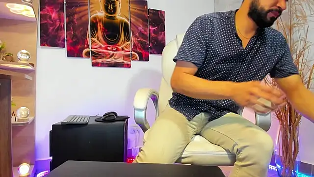 Snapshot of alessandro_wye chatting on March 2, 5:23 am alessandro wye online show from March 2, 5:23 am