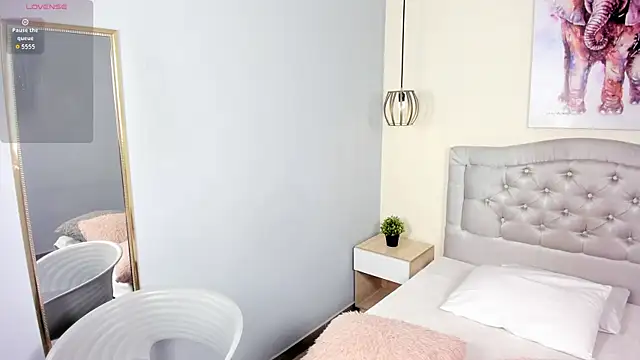 escarleth   online show from February 23, 11:44 am