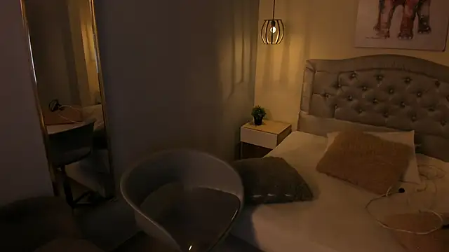 escarleth   online show from November 5, 1:03 pm