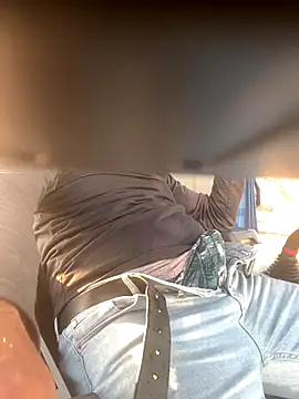 Snapshot of zilzop chatting on December 16, 1:15 pm zilzop online show from December 16, 1:15 pm