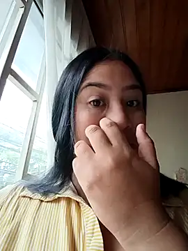 Miia grand online show from November 18, 12:30 pm