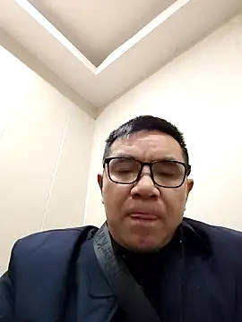 yjw6688 online show from March 6, 7:14 am