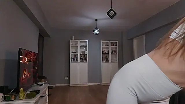 moondaoo online show from November 8, 4:38 am