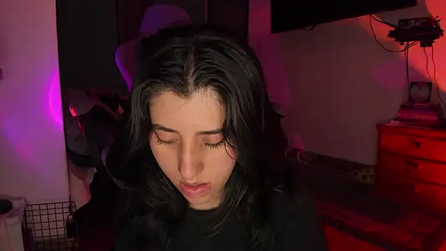 Bunnyy095 online show from February 17, 3:59 am