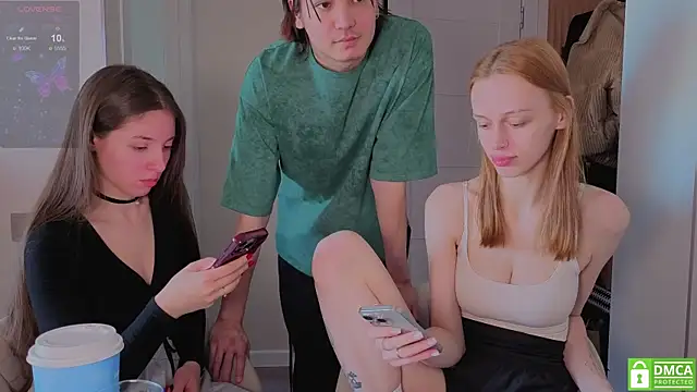 fcjuicy pussy online show from April 12, 6:05 am