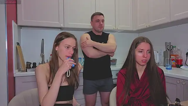 fcjuicy pussy online show from November 18, 12:19 pm