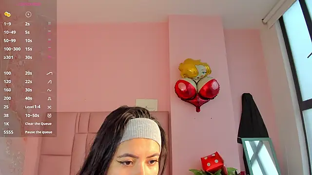 soyzarahtorres online show from November 24, 9:37 pm