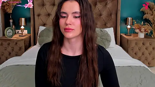 CalyMoon online show from March 28, 8:10 pm