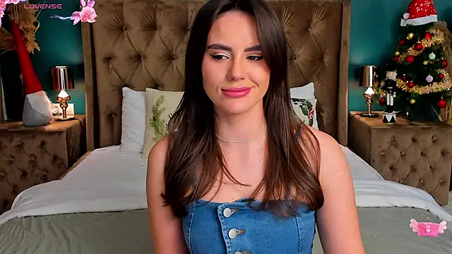 CalyMoon online show from December 21, 8:20 pm