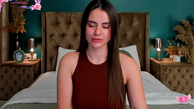 Snapshot of CalyMoon chatting on November 27, 8:20 pm CalyMoon online show from November 27, 8:20 pm