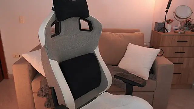 anyacutex online show from February 8, 6:49 pm