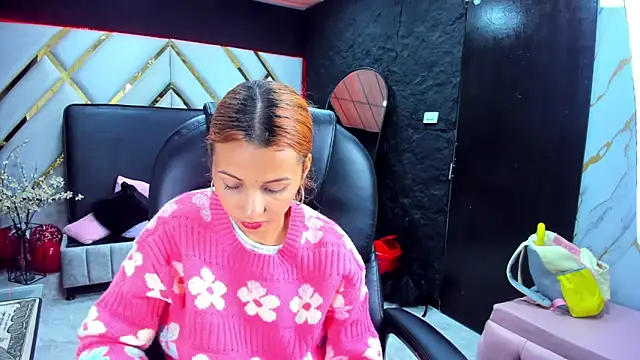 Paris Petit online show from February 16, 8:29 pm