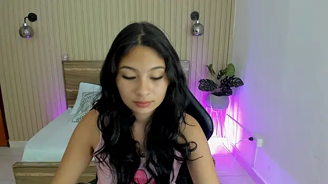 Snapshot of melody_flowers chatting on March 3, 12:17 pm melody flowers online show from March 3, 12:17 pm