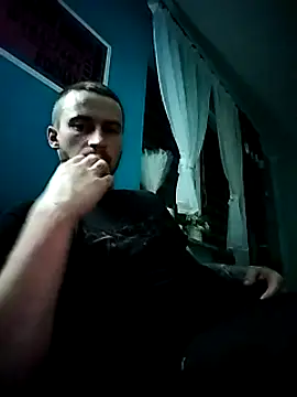 Snapshot of wariacik0024 chatting on March 12, 10:28 pm wariacik0024 online show from March 12, 10:28 pm