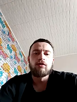 wariacik0024 online show from April 10, 12:56 pm