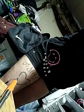 Snapshot of lilbishmiss chatting on September 29, 7:52 pm lilbishmiss online show from September 29, 7:52 pm