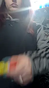 lilbishmiss online show from December 17, 6:40 am