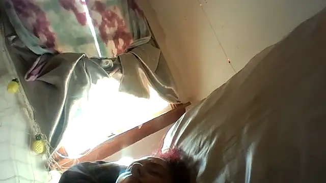 Snapshot of lilbishmiss chatting on October 31, 6:59 pm lilbishmiss online show from October 31, 6:59 pm