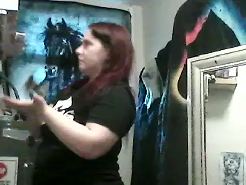 Snapshot of lilbishmiss chatting on March 1, 11:37 pm lilbishmiss online show from March 1, 11:37 pm