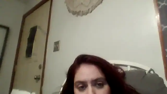 Snapshot of lilbishmiss chatting on November 11, 11:49 am lilbishmiss online show from November 11, 11:49 am