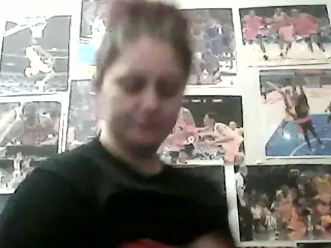 Snapshot of lilbishmiss chatting on February 17, 3:15 am lilbishmiss online show from February 17, 3:15 am